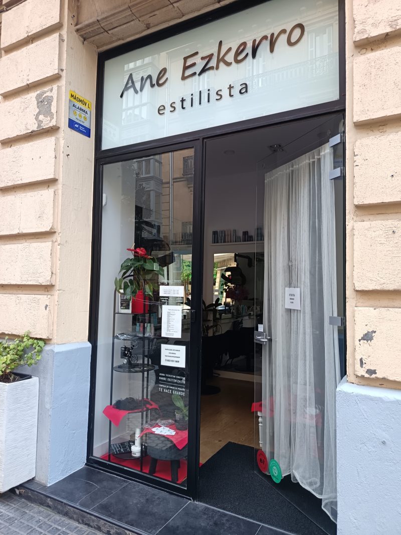 Ane Ezkerro Estilista