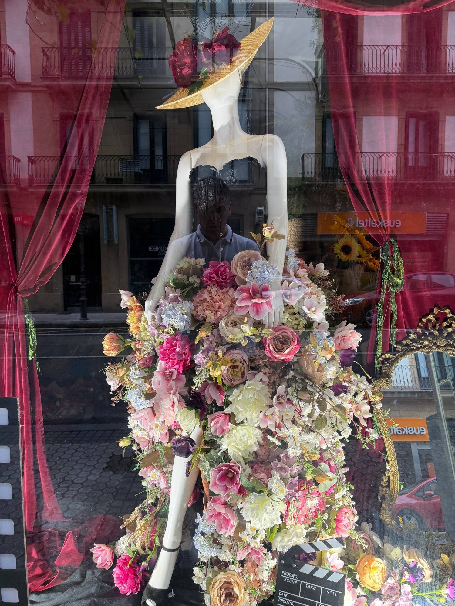 Floristería Villa María Luisa – Foto 1 de 2